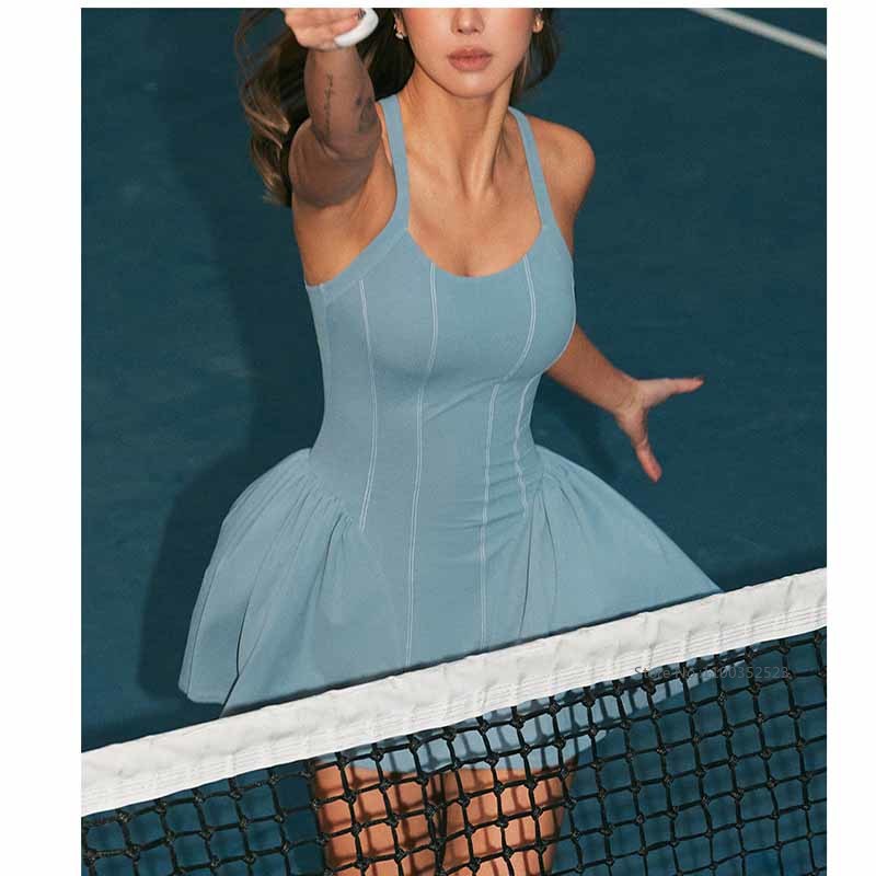 女性テニスドレスブラジャー付き中空バックレスノースリーブバド - Badminton Outfit のレビューと価格